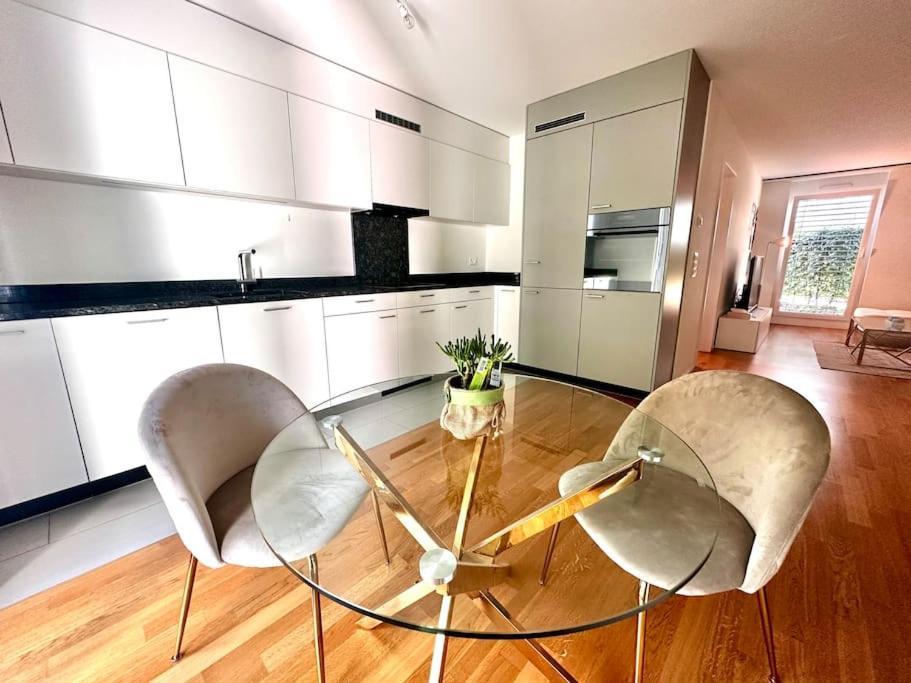 Moderne Wohnung Am Flughafen Opfikon-Glattbrugg Екстер'єр фото